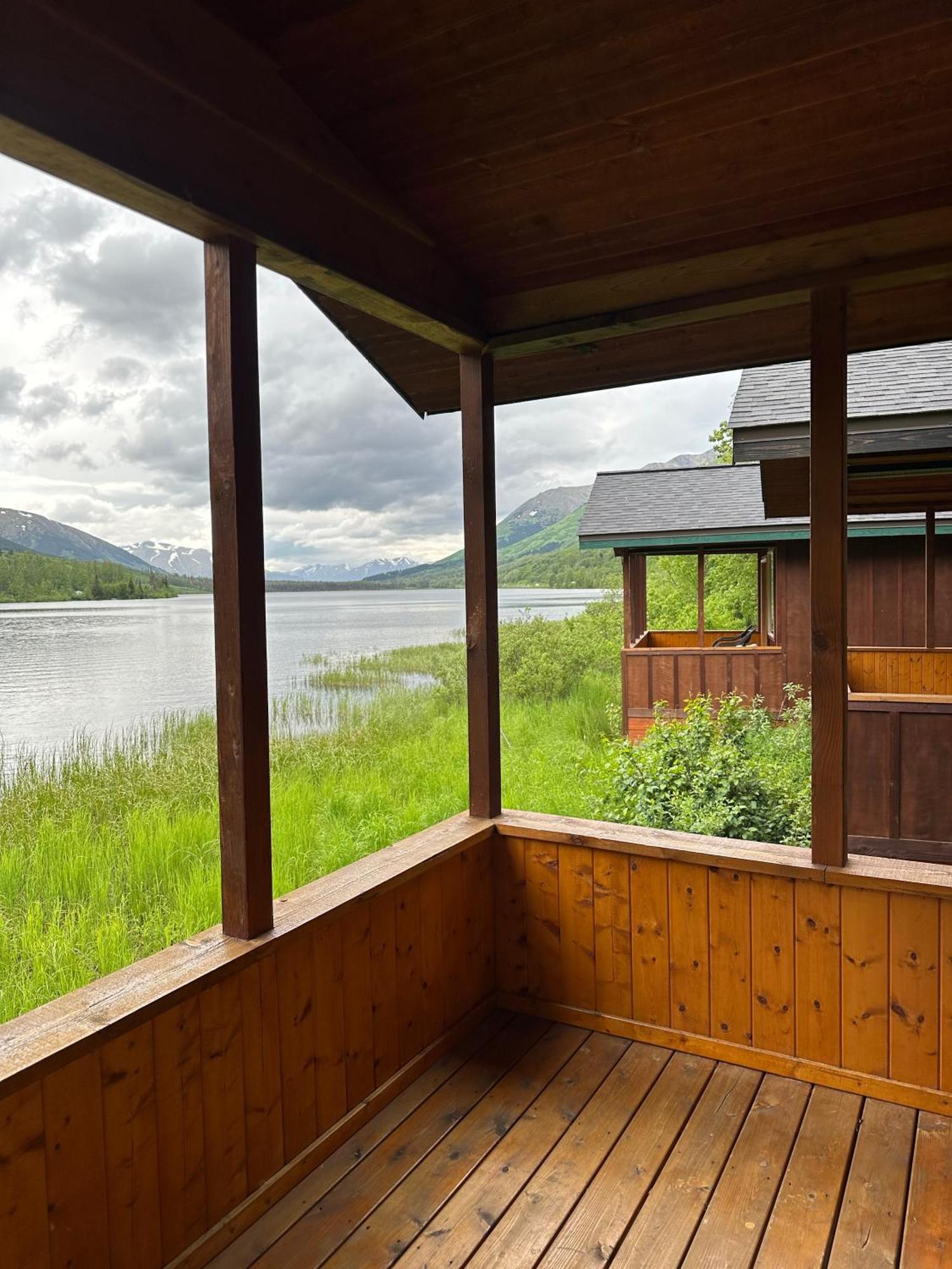 Summit Lake Lodge Luaran gambar