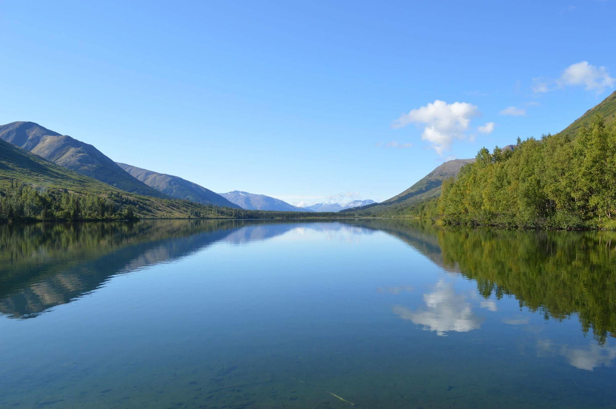 Summit Lake Lodge Luaran gambar