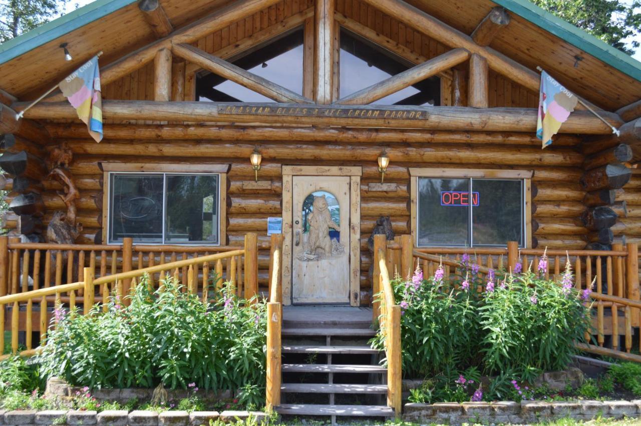 Summit Lake Lodge Luaran gambar